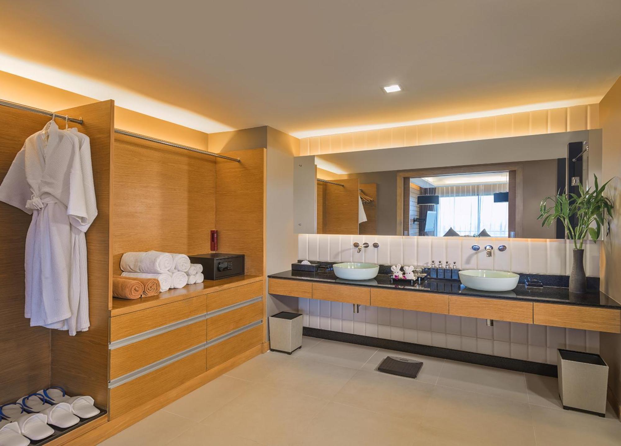 Novotel Phuket Kata Avista Resort&Spa - SHA Plus Exterior foto